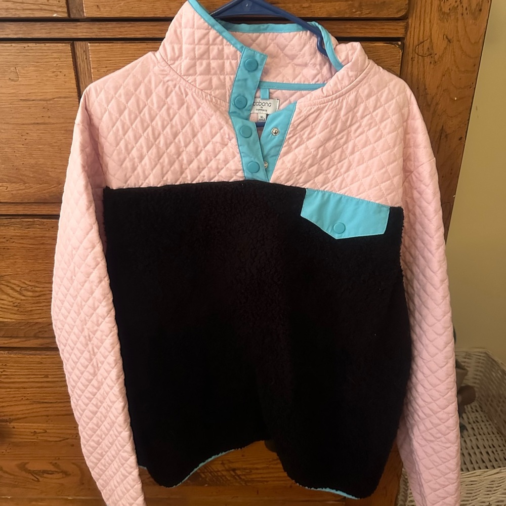 Cabana- Crown & Ivy Pullover